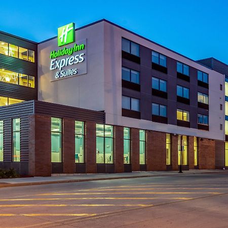 Holiday Inn Express & Suites Platteville By Ihg Exterior foto