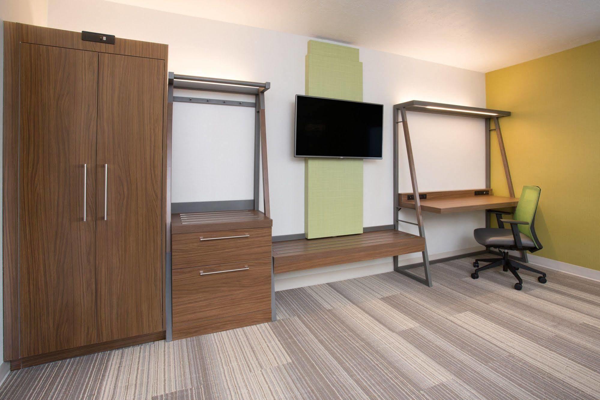 Holiday Inn Express & Suites Platteville By Ihg Exterior foto